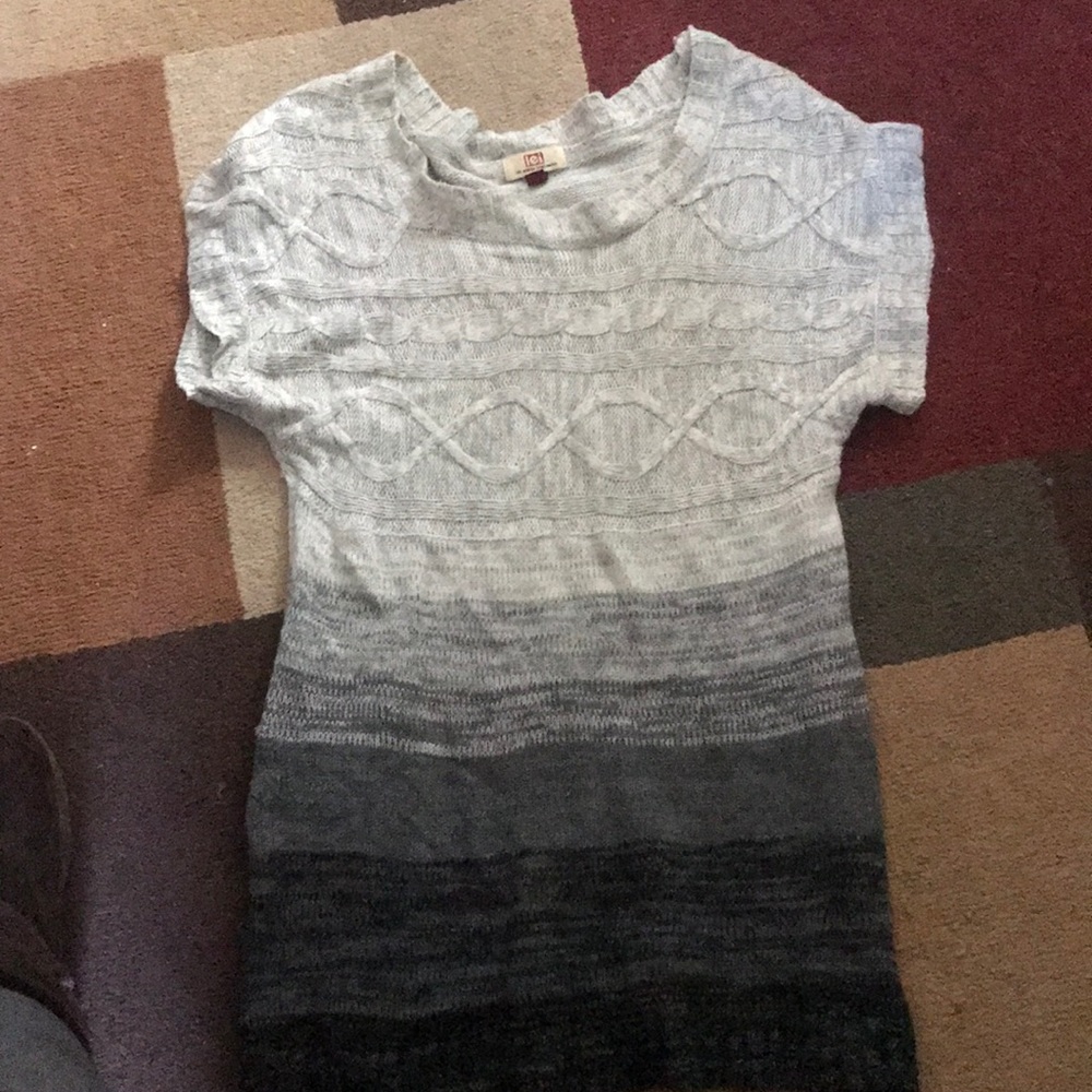 Women’s long scoop neck sweater